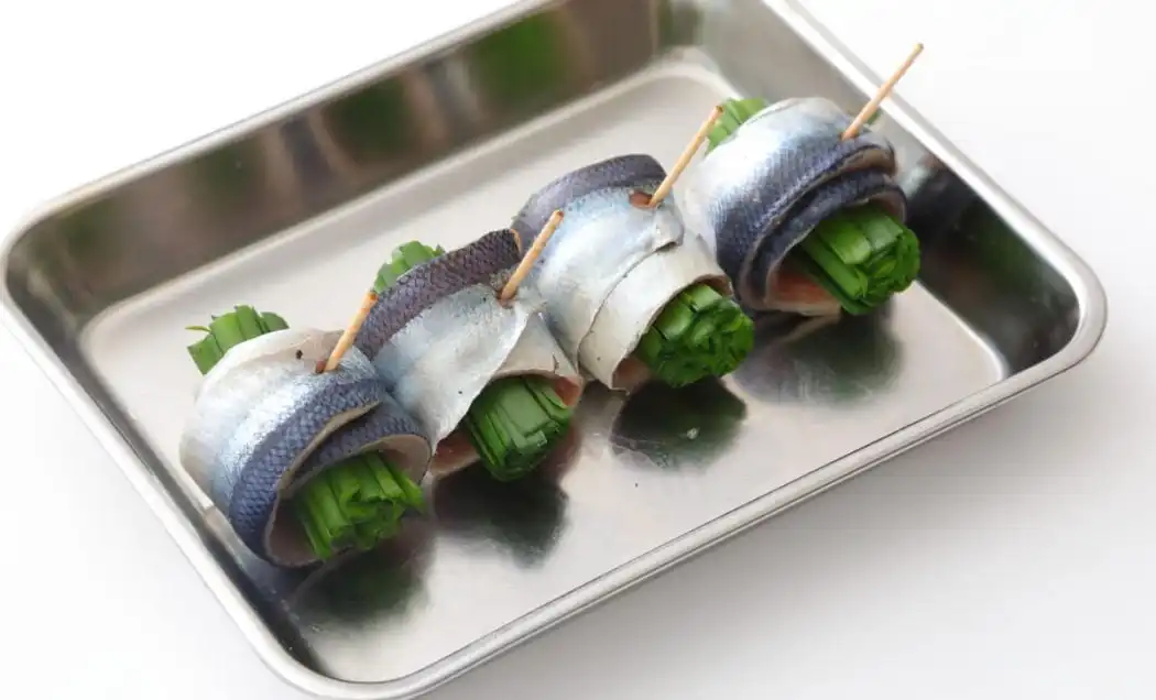 秋刀魚ロールの椎茸黒酢の写真4