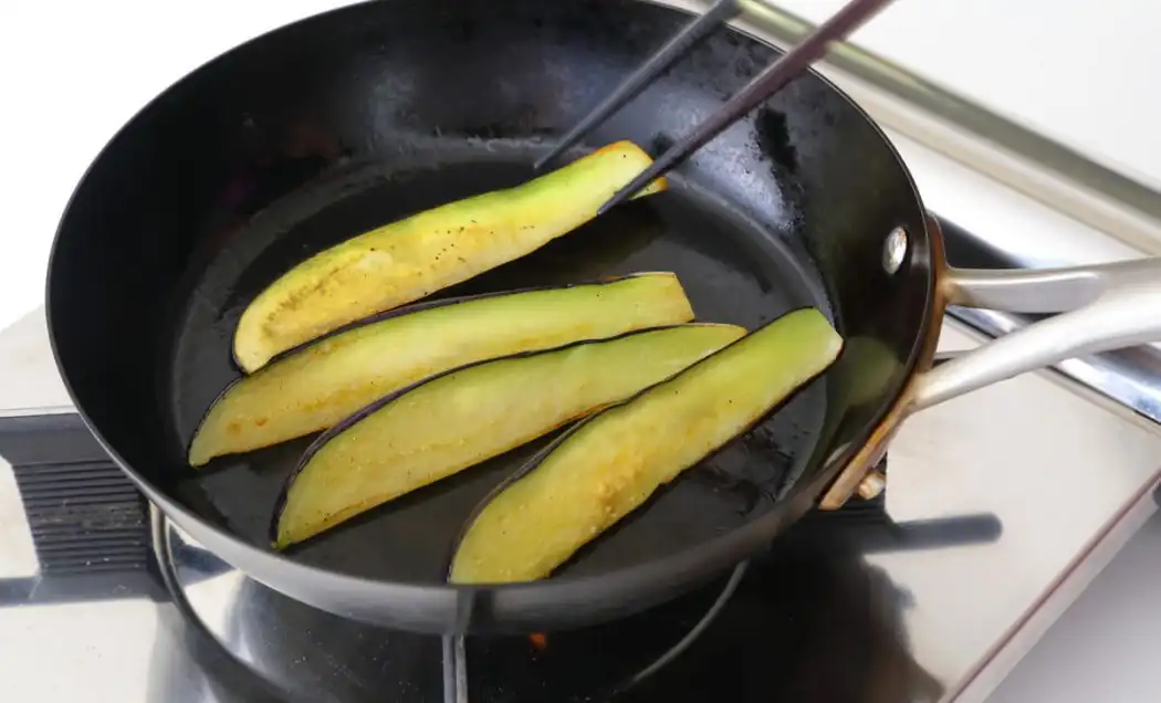 鴨肉と茄子のおろしたっぷり揚げだしの写真2
