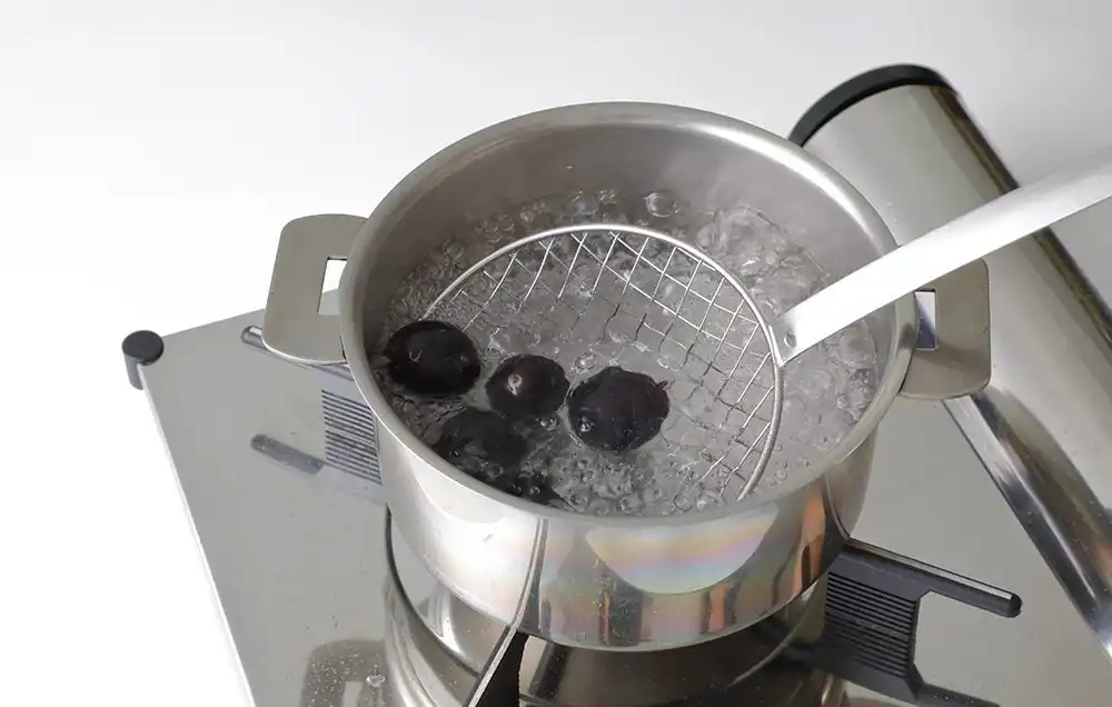 カモとぶどうのサラダの写真1